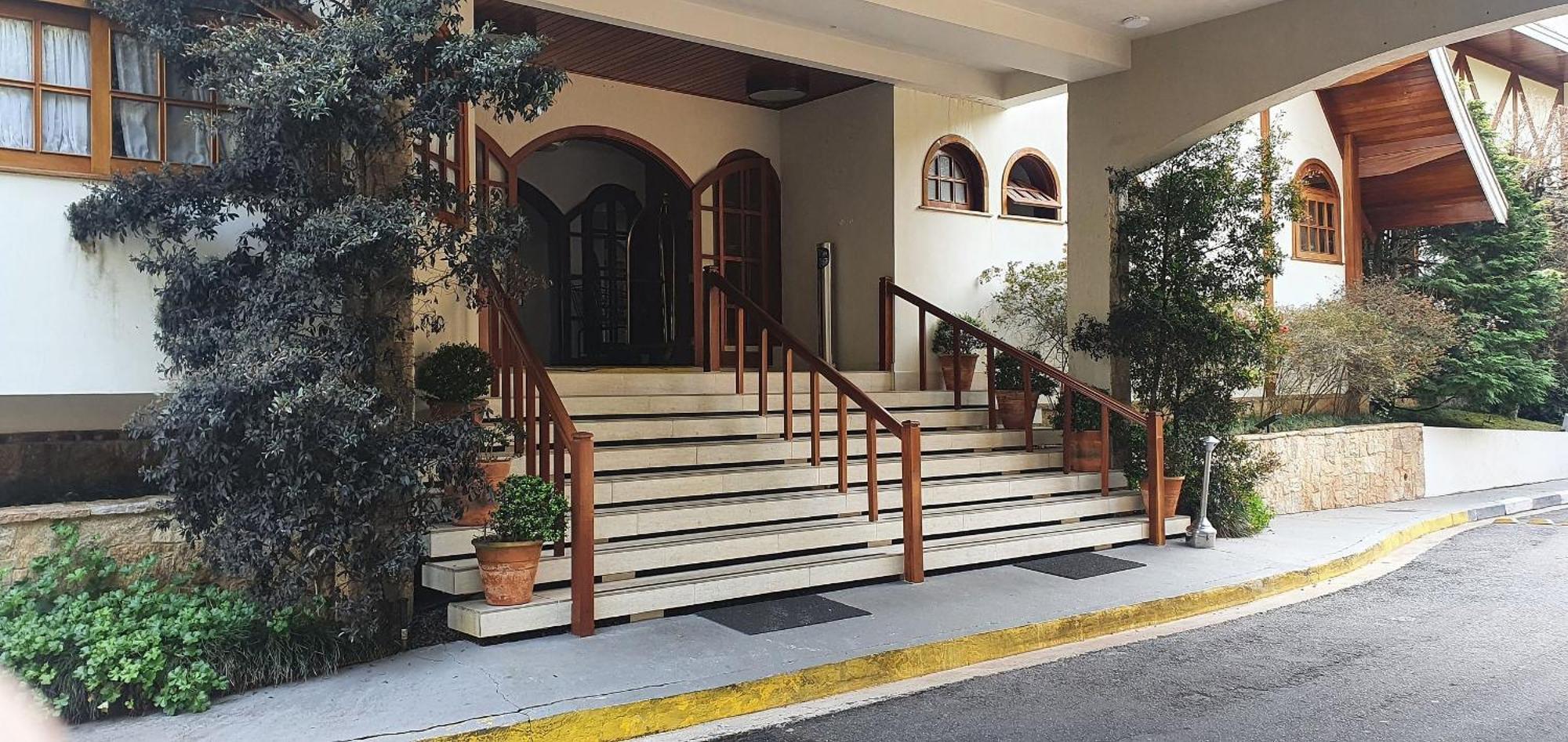 Duplex Luxo Com Piscina Aquecida, Lareira E Wifi Apartment Campos do Jordão Exterior photo